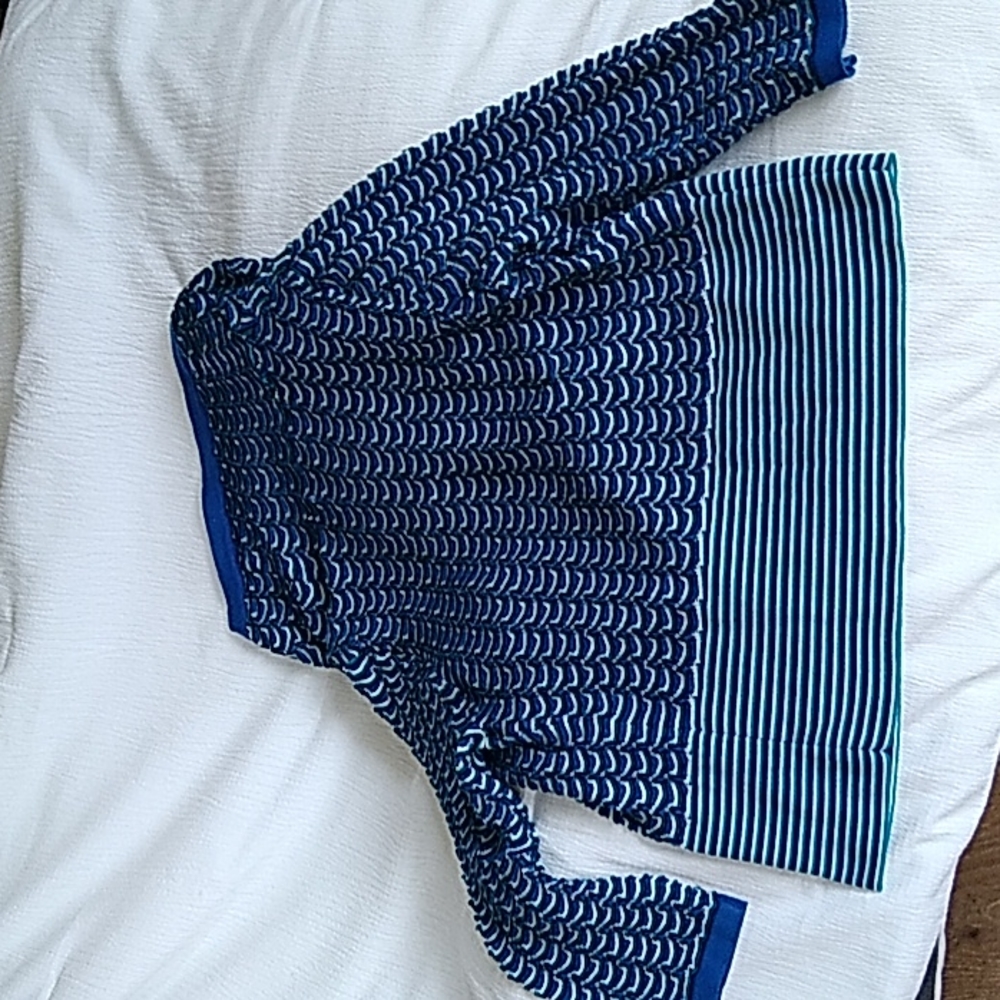 Sweater - Picture 5 of 5